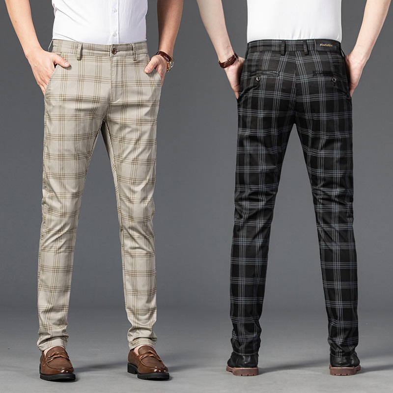 Karierte Slim Fit Herren-Chinohose