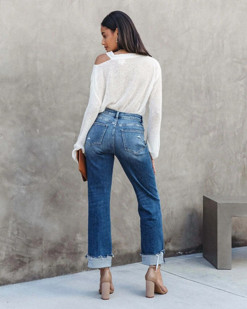 Damenjeans mit geradem Bein und Waschung