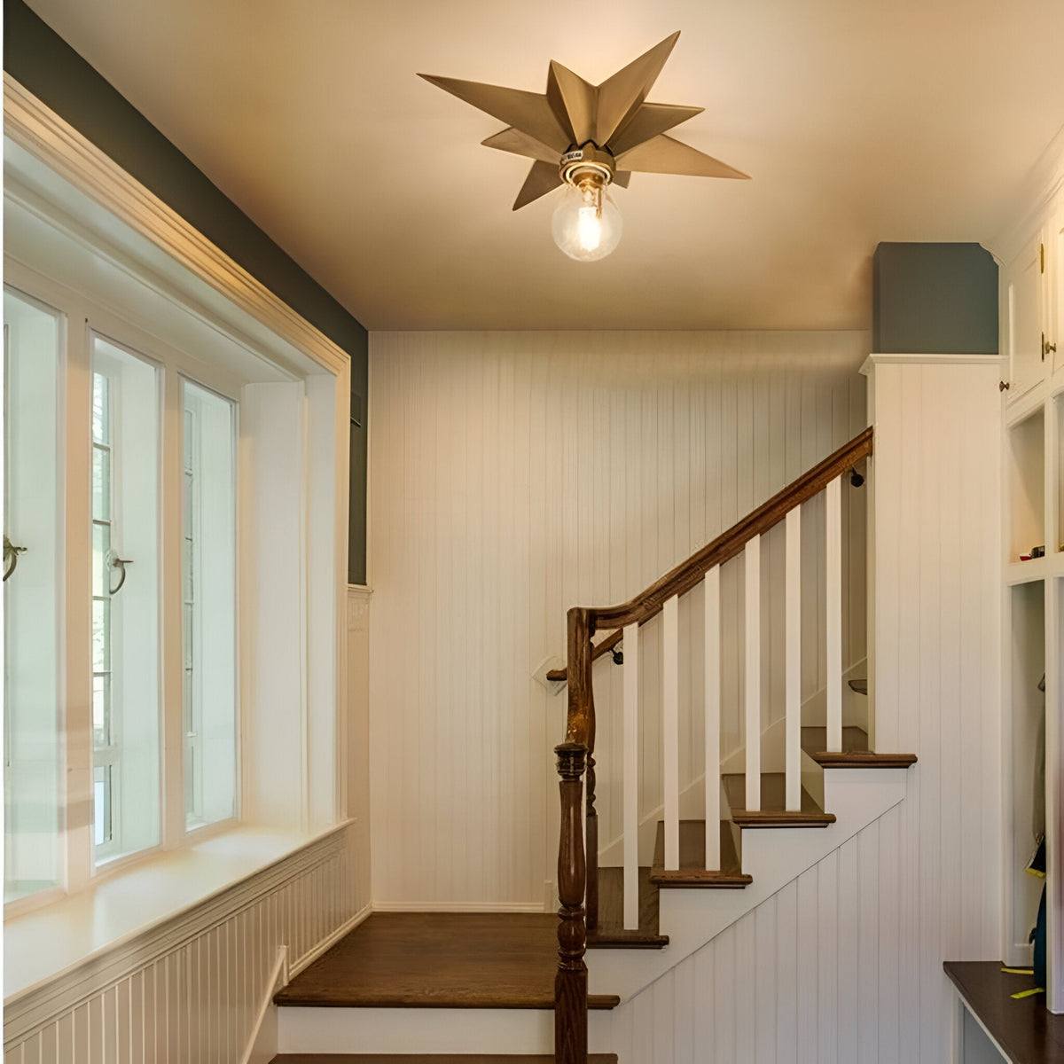 Sternförmige LED-Deckenlampe