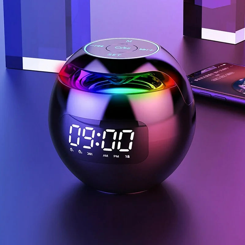 Digitaler LED-Wecker mit Bluetooth-Lautsprecher und buntem Nachtlicht – Bewegungssensor, wiederaufladbar, 5 W Audioleistung