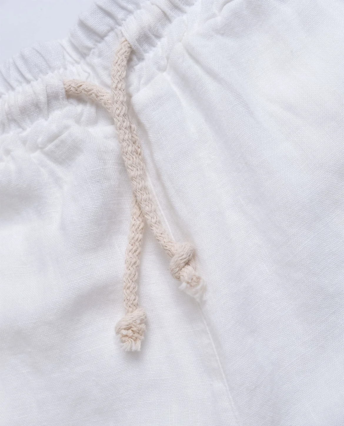 Locker geschnittene Herren-Sommershorts – atmungsaktiv und stilvoll