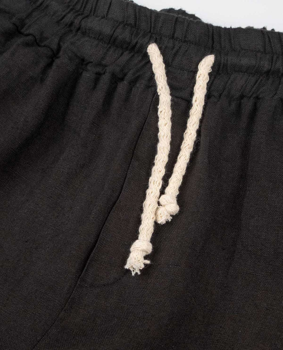 Locker geschnittene Herren-Sommershorts – atmungsaktiv und stilvoll
