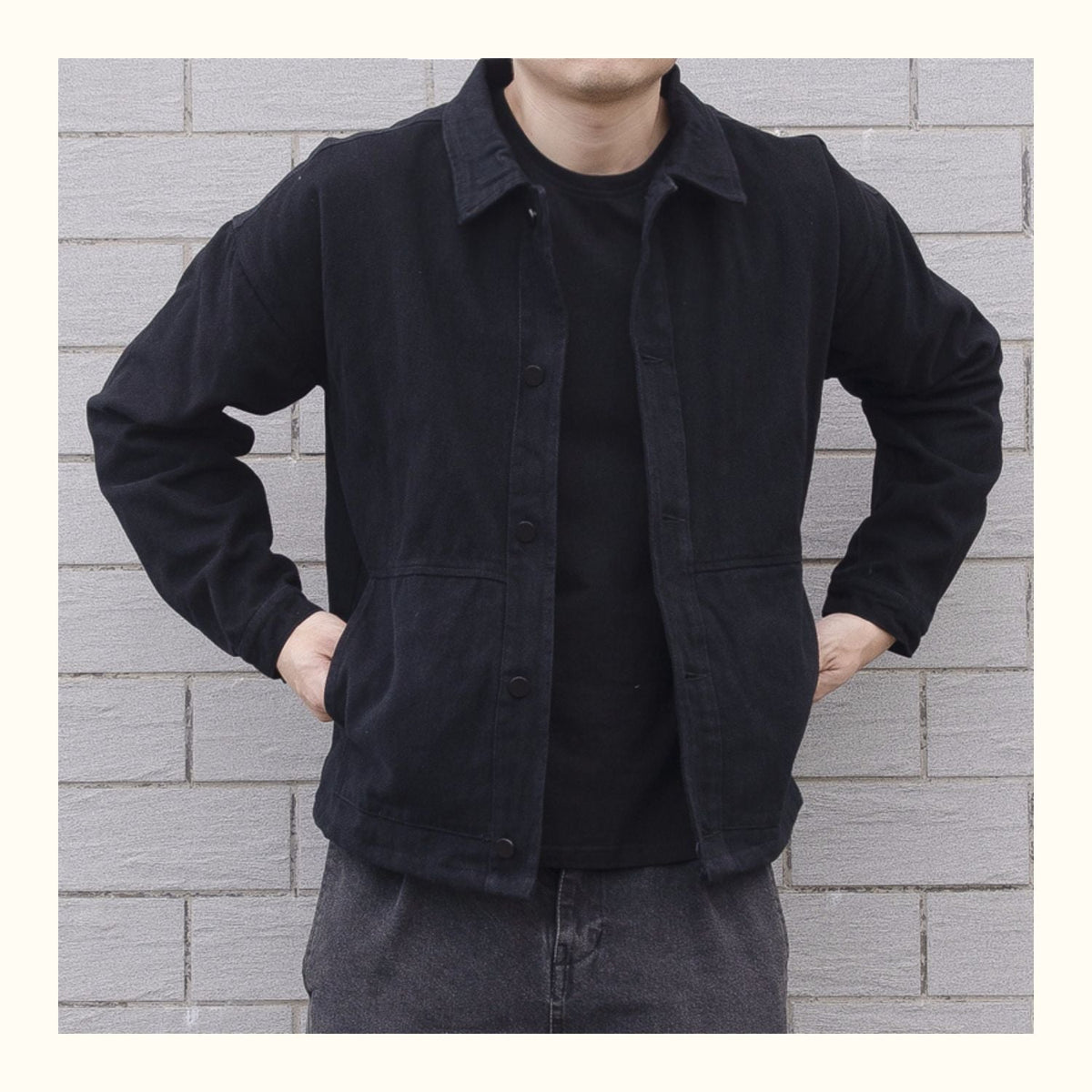 Herrenjacke mit Knöpfen