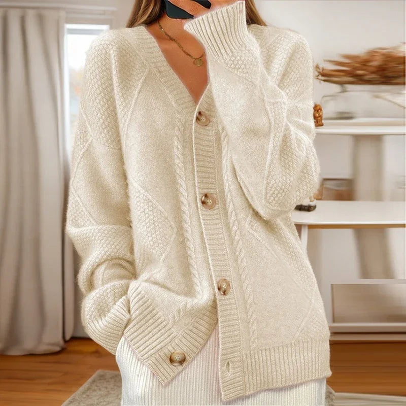 Geknöpfter Damen-Strickcardigan mit Zopfmuster