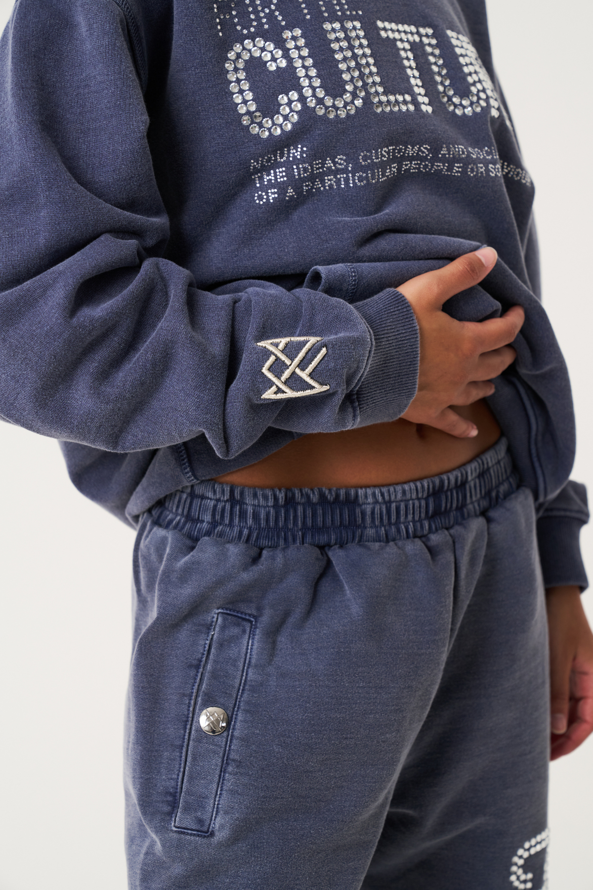 Kapuzenpullover mit Kristallen - Marineblau | Luxus-Streetwear