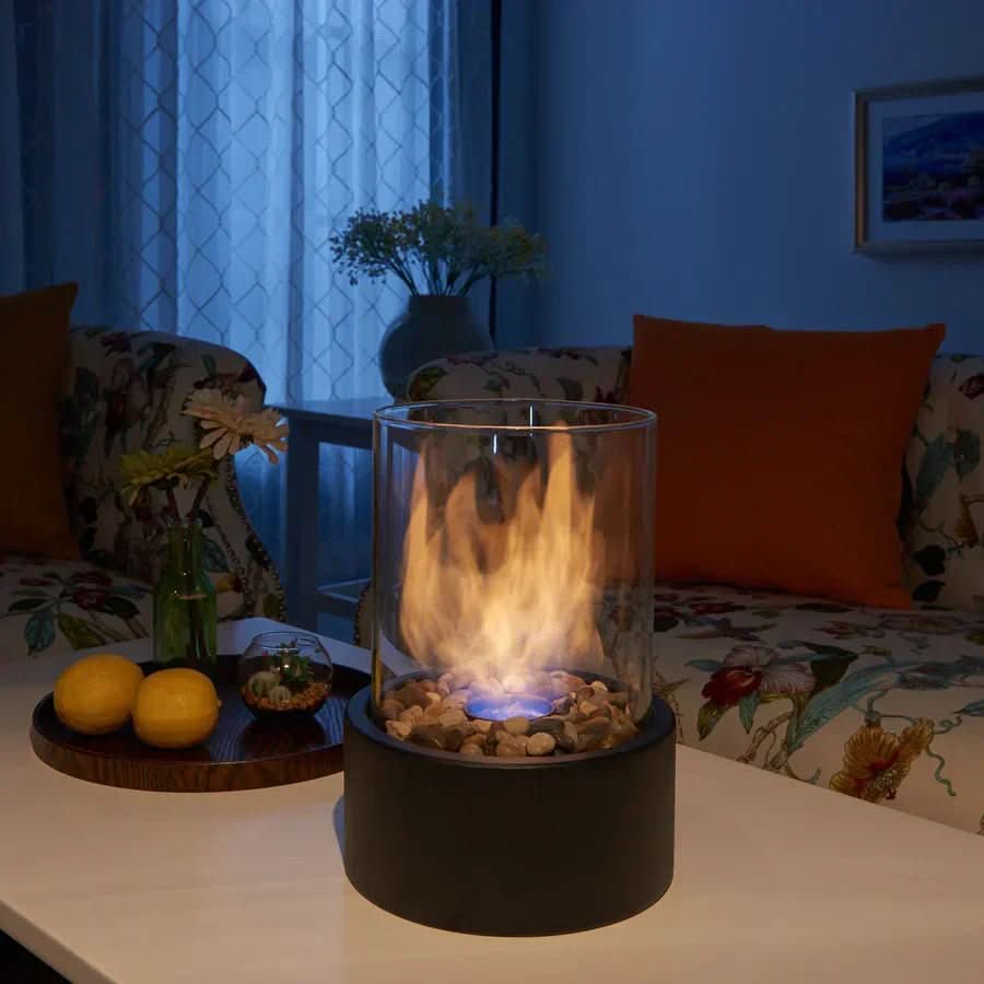 Moderner Tischkamin mit echter Flamme und rauchfreiem Bioethanol-Brennstoff