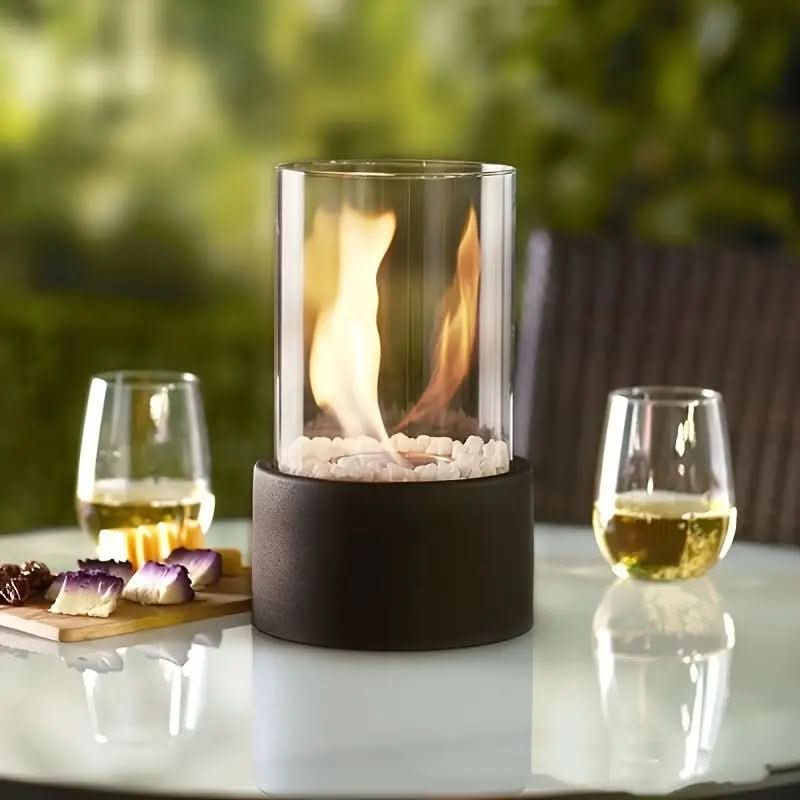 Moderner Tischkamin mit echter Flamme und rauchfreiem Bioethanol-Brennstoff