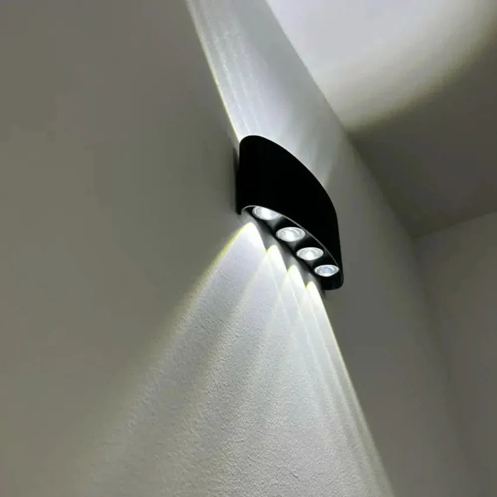 Moderne Innen- und Aussenwandleuchte – minimalistische LED-Wandleuchte