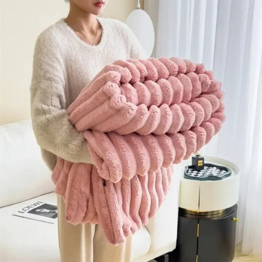 Plüschige, gerippte Decke – Weiche, warme, gestreifte Kuscheldecke für Bett und Sofa