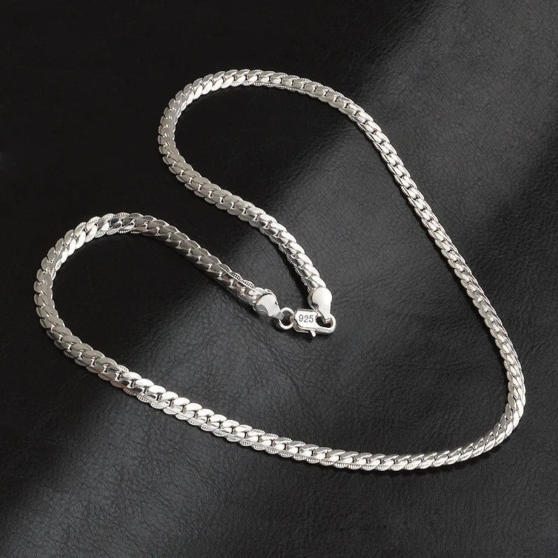 Silberne Glücks-Halskette aus 925er Silber für zeitlose Eleganz