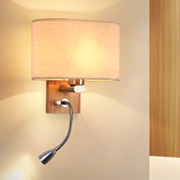 Textil-Wandleuchte im skandinavischen Stil mit flexibler Leselampe und ovalem Textillampenschirm in Beige/Leinen/Champagner