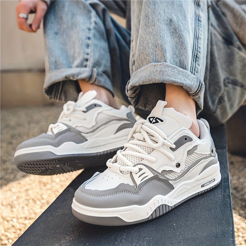 Stylischer Chunky Sneaker