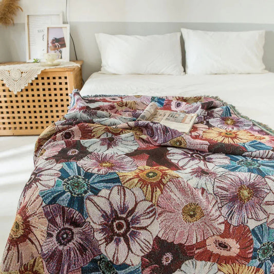 Gewebte Vintage-Kuscheldecke mit Blumenmuster und Fransen