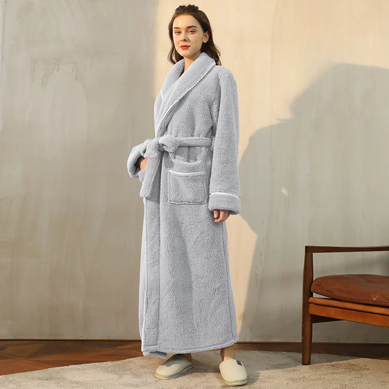 Winter-Flanellbademantel für bequemen Komfort