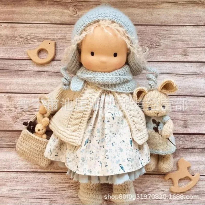 Unisex handgefertigte Waldorf-inspirierte Plüschpuppe