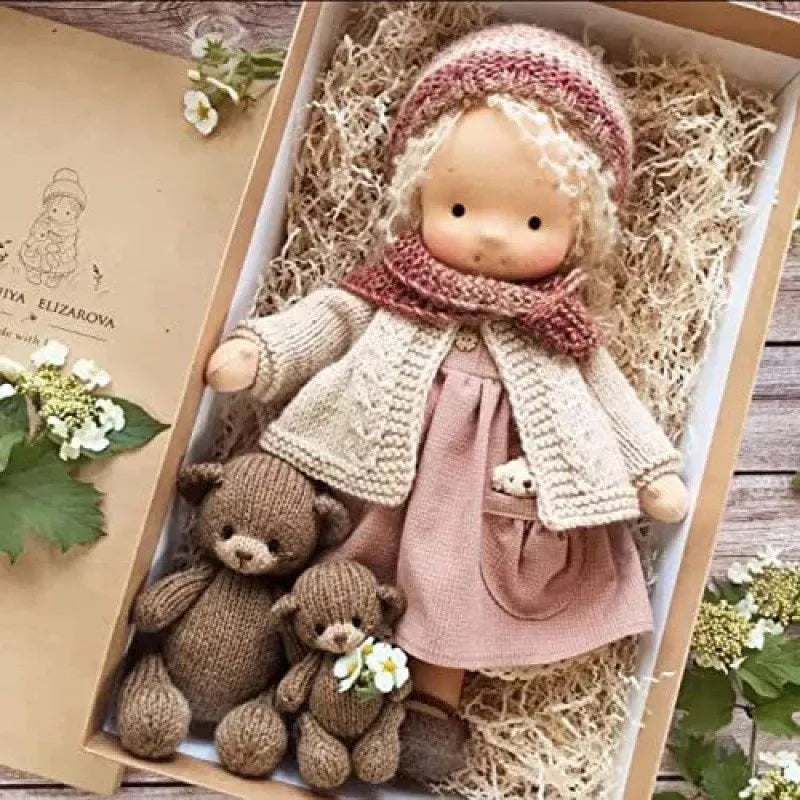 Unisex handgefertigte Waldorf-inspirierte Plüschpuppe