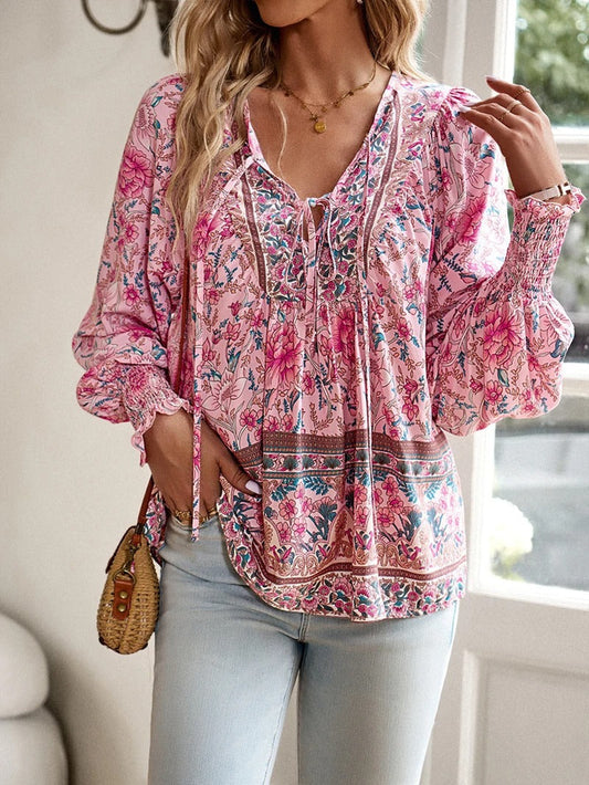 Langärmlige Damenbluse mit Blumenmuster