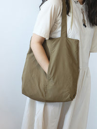 Umhängetasche mit Taschen | Geräumig, mit Reissverschlussfächern und Flaschenhaltertasche